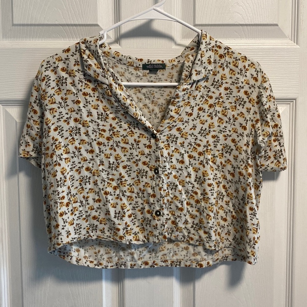 wild fable crop top button down tee shirt